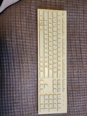 Dell Slim Full-Size Keyboard - Cream